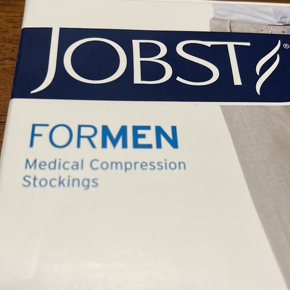 New Jobst medical Compression Stockings mens XL (15-20mmhg) knee ct - Picture 3 of 9